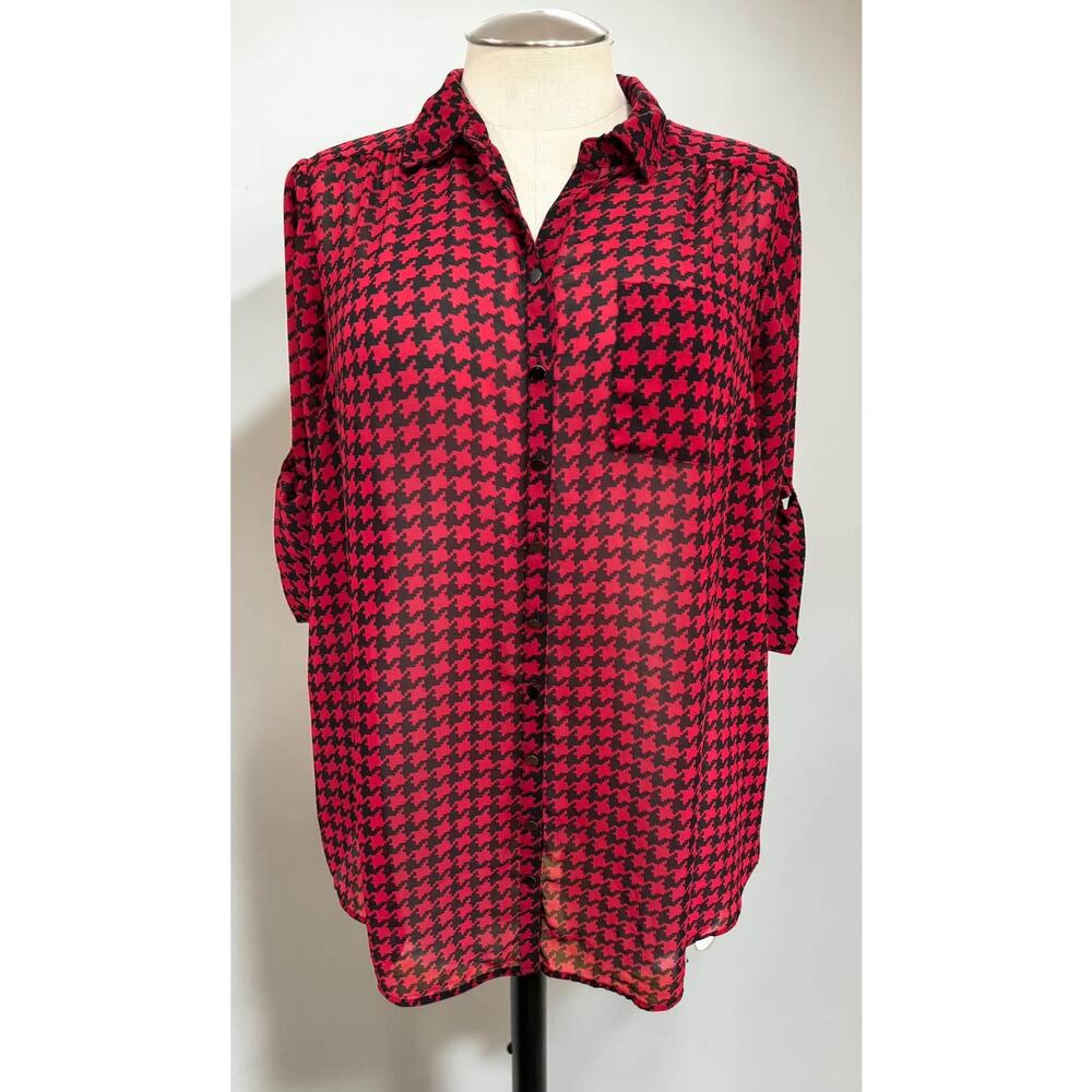 Torrid 1 (1X) Betsey Johnson Chiffon Houndstooth Sheer Button Down Tunic Top
